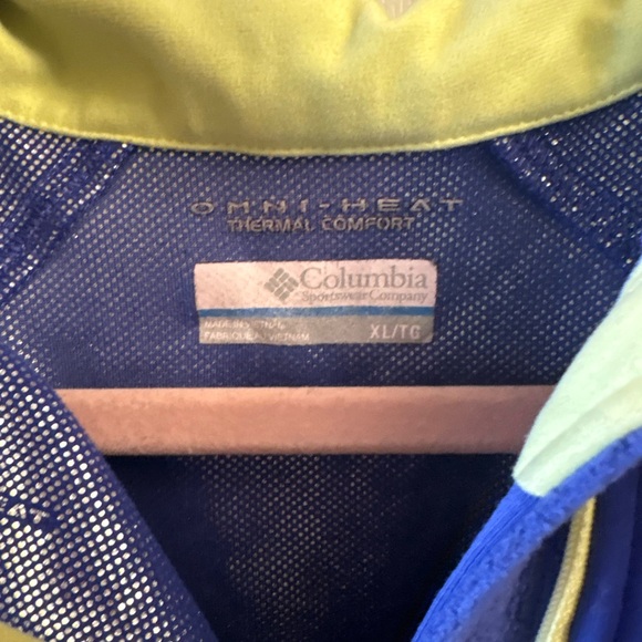 Columbia Quarter Zip - Picture 4 of 4